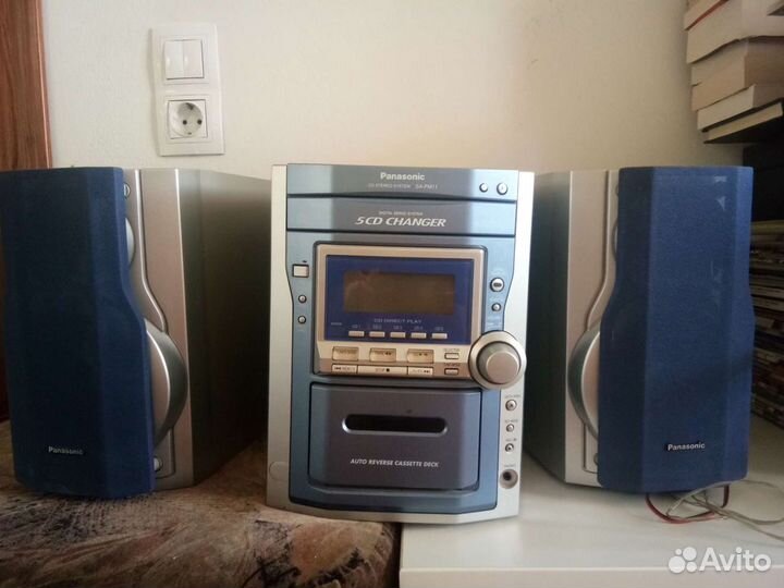 Panasonic CD Stereo system SA-PM11