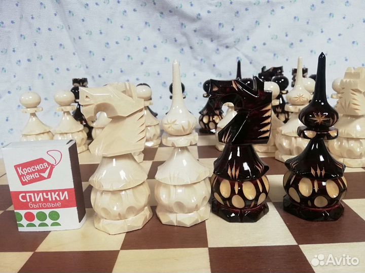 Большие красивые резные шахматы