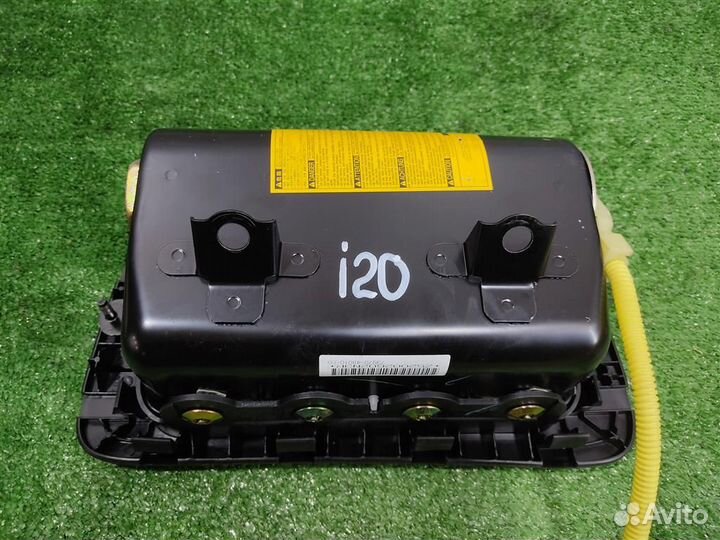 Подушка безопасности в торпедо Lexus RX300 (MCU15