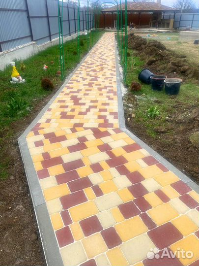 Укладка тротуарной плитки