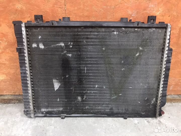 Радиатор основной mercedes w140