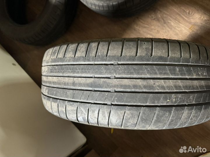 Bridgestone Turanza T005 215/60 R16 180V