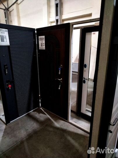 Дверь Входная