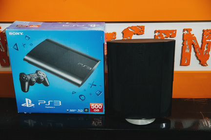 Playstation 3 SuperSlim 500GB + 30 игр, Гарантия