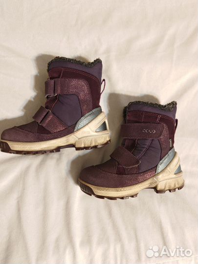 Ботинки зимние для девочки 26 р ессо