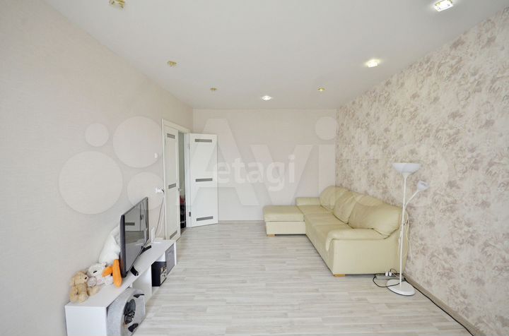 2-к. квартира, 53,2 м², 5/10 эт.