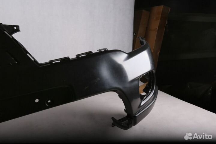 Бампер передний L200 Pajero Montero Sport 6400F899