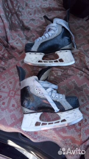 Хоккейные коньки bauer детские