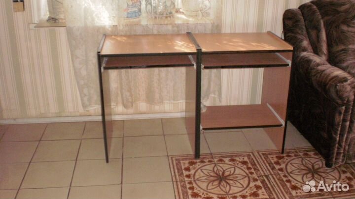 Журнальный столик