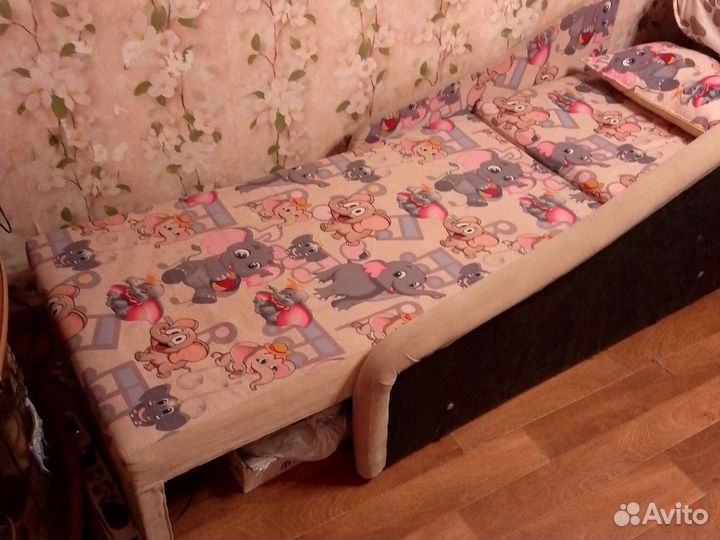 Детский диван бу