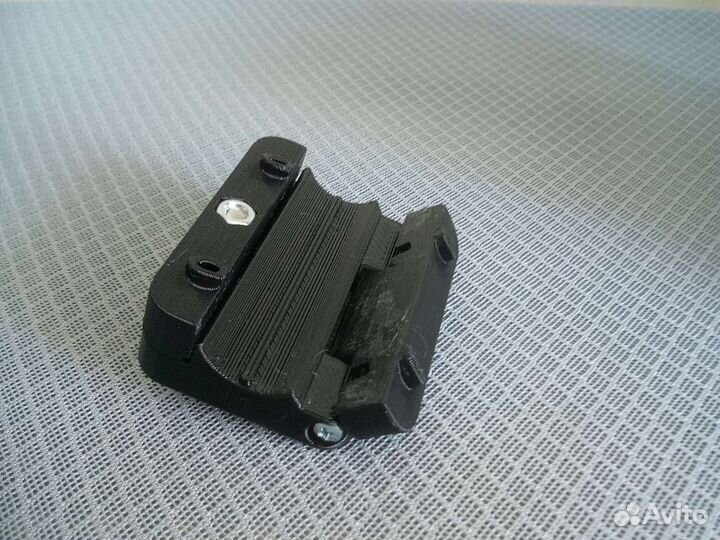 Откидной механизм для металлоискателя minelab