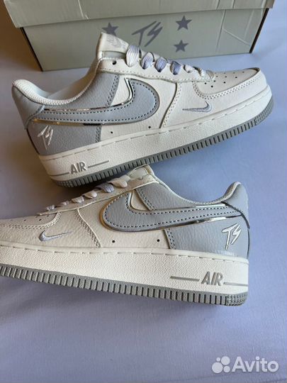 Кроссовки женские nike air force 07