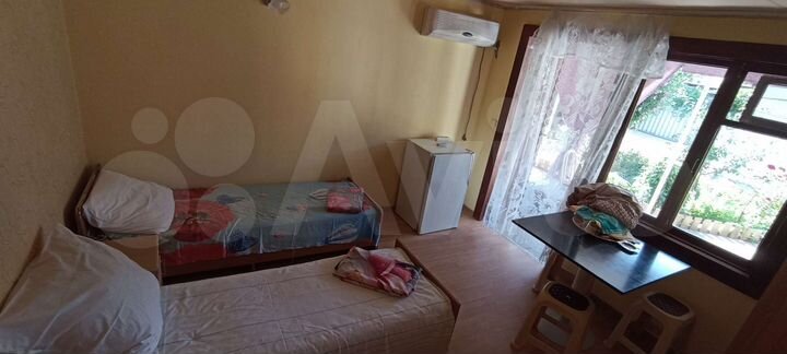 Комната 16 м² в 3-к., 1/1 эт.