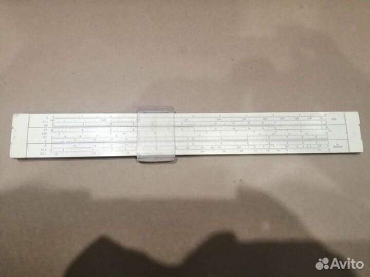 Логарифмическая линейка