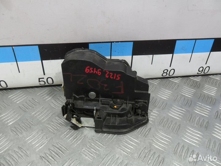 Б/У Замок двери задней левой BMW E90 F30 E60 F1