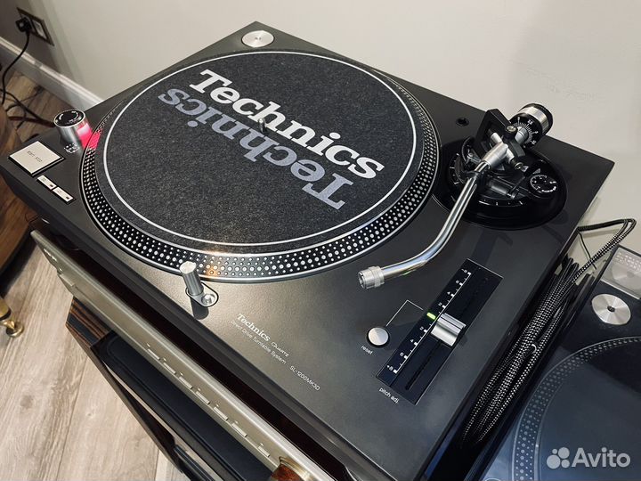 Проигрыватель винила Technics SL-1200MK3D