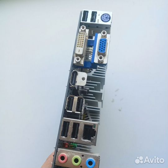 Материнская плата