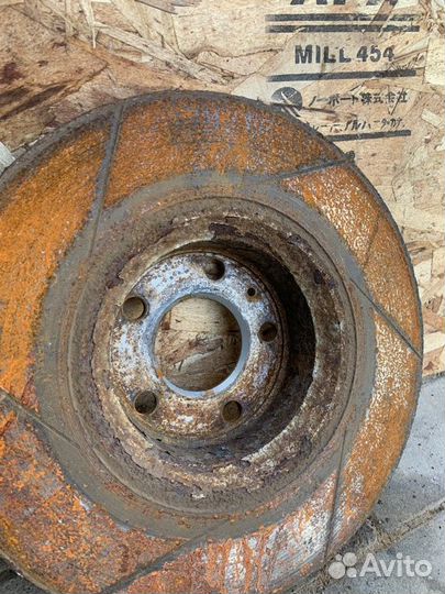 Тормозной диск передний Audi А6 C6 2.8 CCE