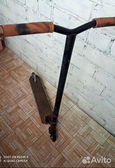 Самокат трюковой