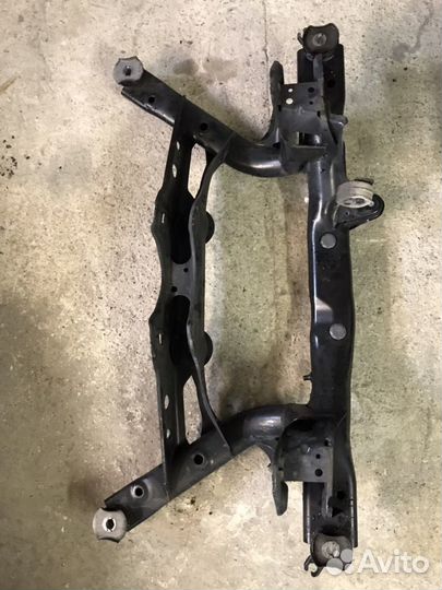 5N0505235AD Задний подрамник VW Tiguan / Audi Q3