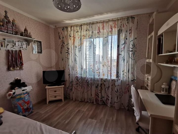 3-к. квартира, 74 м², 9/9 эт.