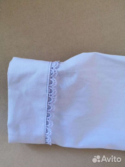 Блуза школьная в отличном состоянии