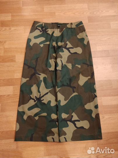 Широкие камуфляжные штаны y2k sk8
