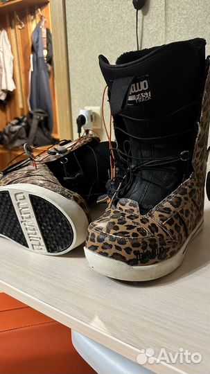 Ботинки для сноуборда thirtytwo