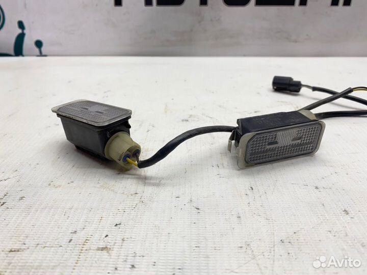 Плафон подсветки номера Ford Focus 2 shda 2011