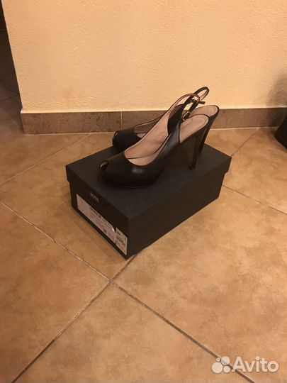 Туфли босоножки Hugo boss