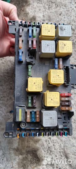 Блок SAM передний мерседес vito 639