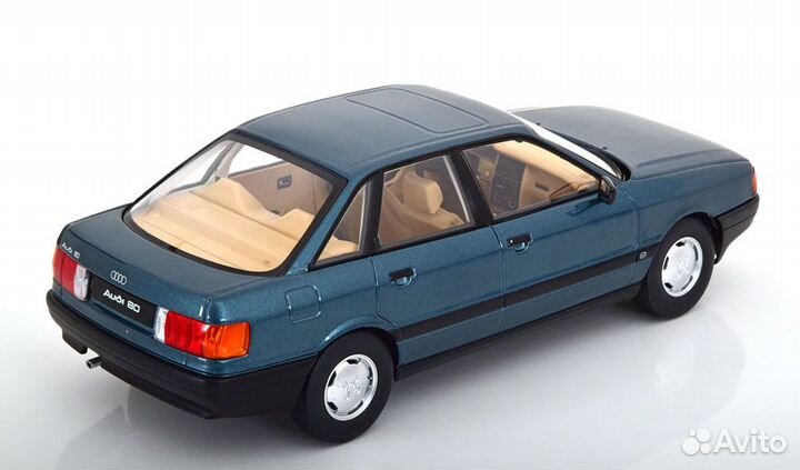 Audi 80 B3 Saloon 1989 Triple 9 1:18