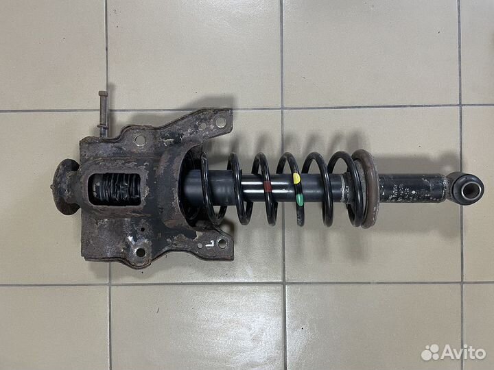 Hyundai Sonata Амортизатор задний