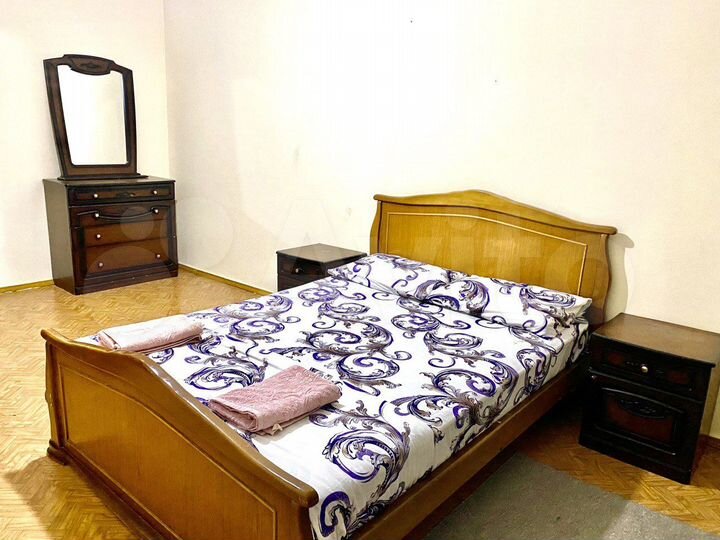 2-к. квартира, 64 м², 1/5 эт.