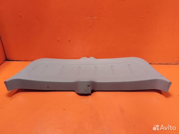 Обшивка крышки багажника Ford Escape 2008