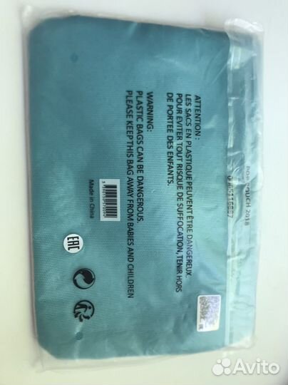 Косметички Payot, Tommy Hilfiger