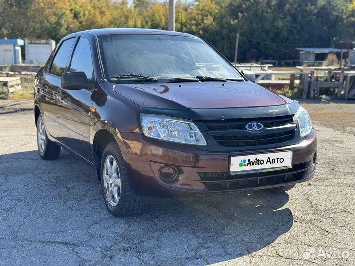 LADA Granta 1.6 МТ, 2012, 110 977 км