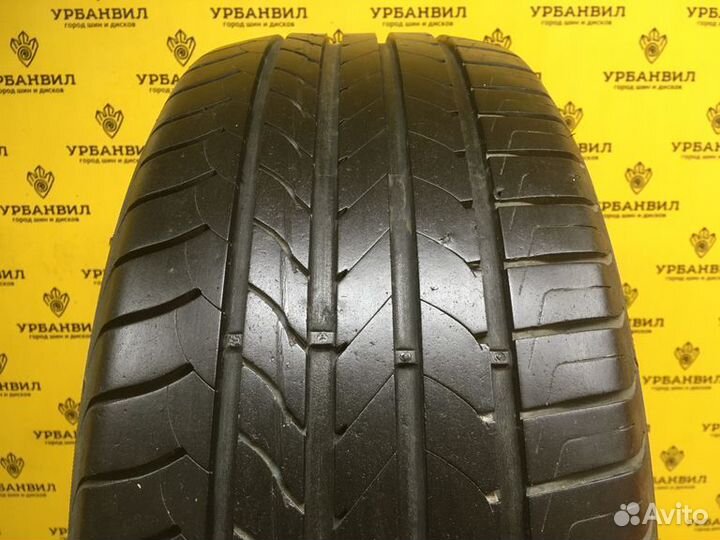 Goodyear EfficientGrip 215/50 R17 95W