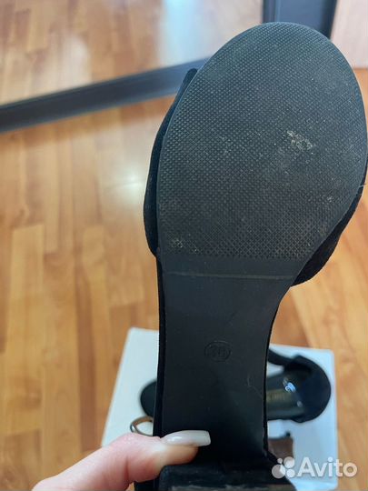 Босоножки женские 38 размер