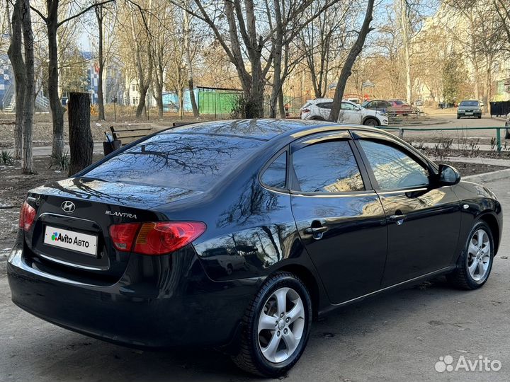 Hyundai Elantra 1.6 МТ, 2009, 284 000 км