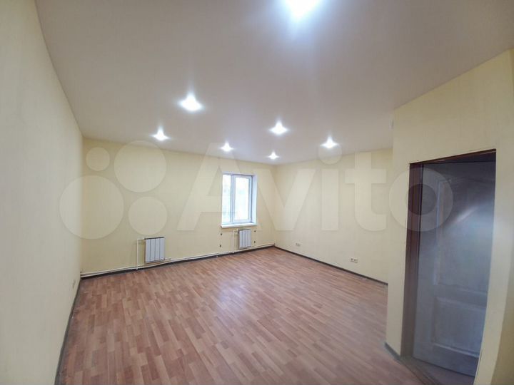 Продам базу с арендатором в Г. Щите, 1060 м²