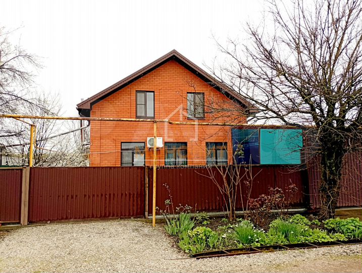 Дом 127,4 м² на участке 3,7 сот.