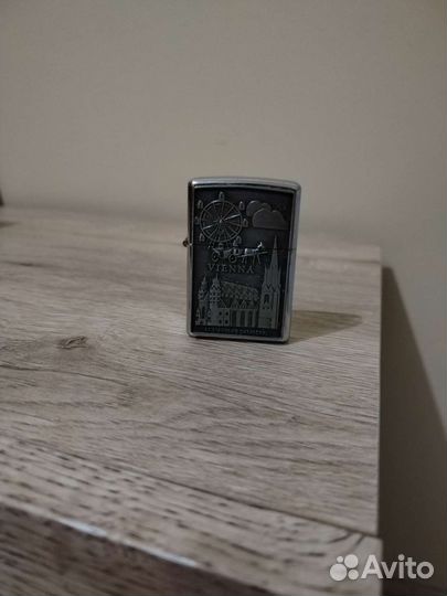 Зажигалка бензиновая