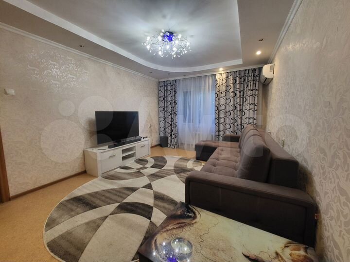 1-к. квартира, 38 м², 1/10 эт.