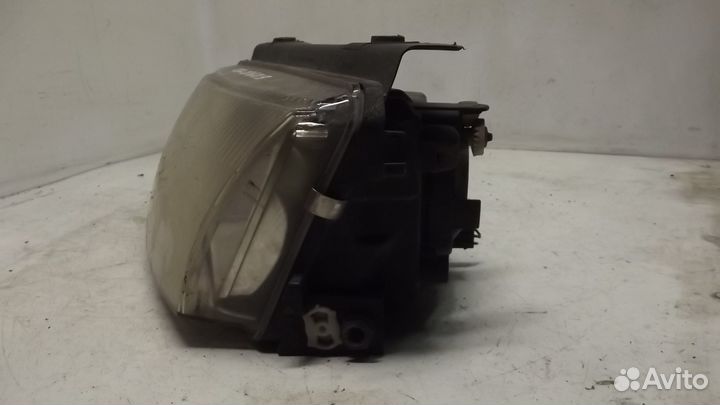 Фара передняя Лев. Фольксваген Пассат 1997г 1.9л