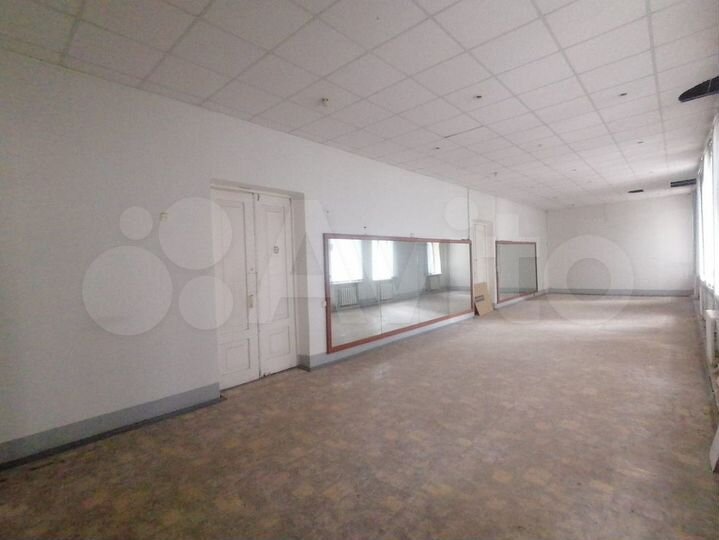 Сдам торговое помещение, 500 м²
