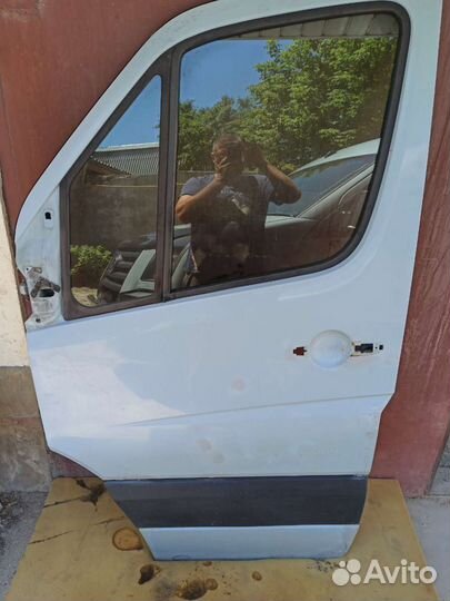 Дверь передняя боковая MB Sprinter w906 VW Crafter