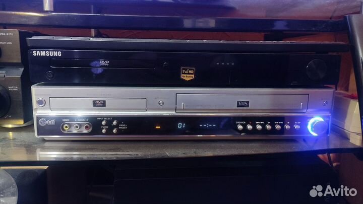 LG проигрыватель DVD дисков и VHS кассет