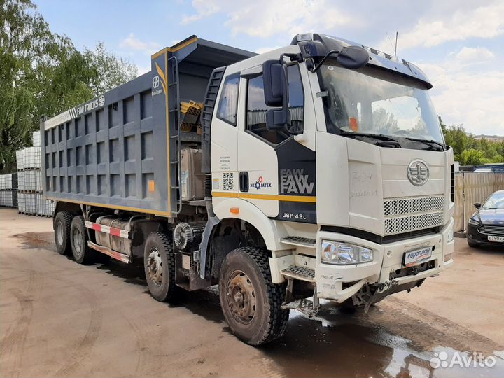 FAW J6 CA3310P66K24T4E5, 2022