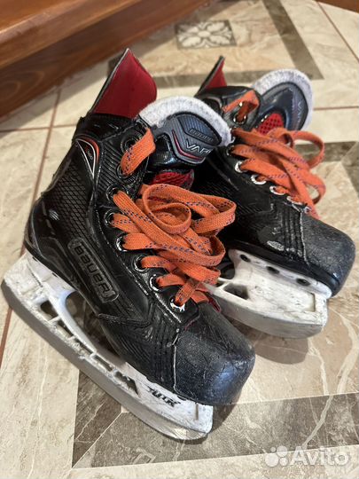 Хоккейные коньки bauer
